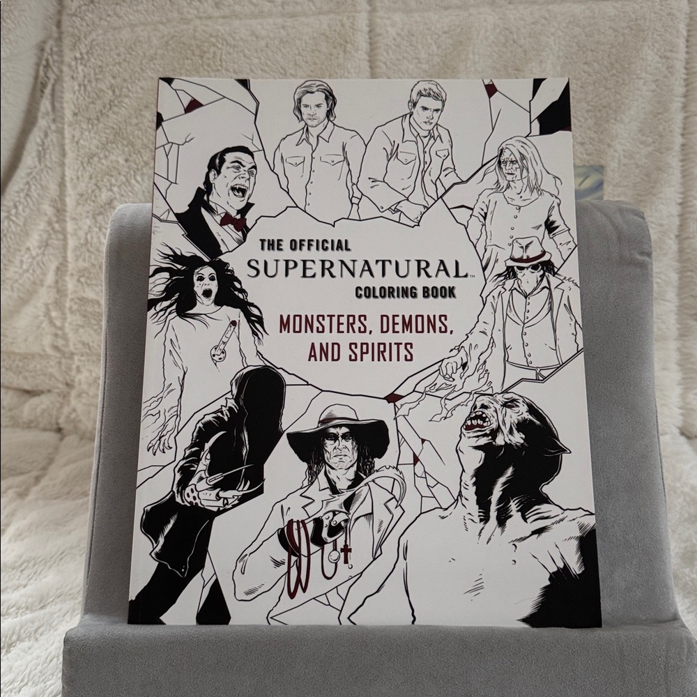 Supernatural Lot of 3 Books Family Don't End With Blood Fangasm Coloring Book - Picture 3 of 16
